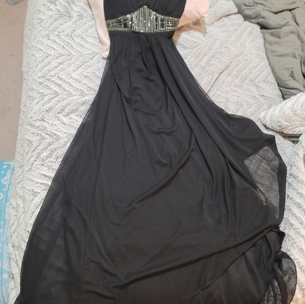 Elegant Black Evening Gown/W Beading. Lightweight Multi Layer. S 8/10 TRIXXI - Picture 5 of 16